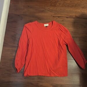 Universal thread balloon sleeve top size medium